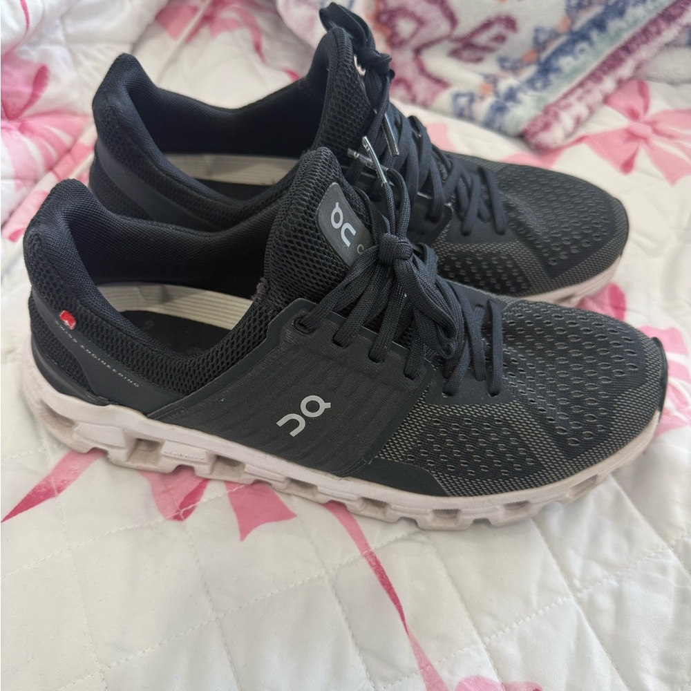 On Running Cloud X 4 Shoes
